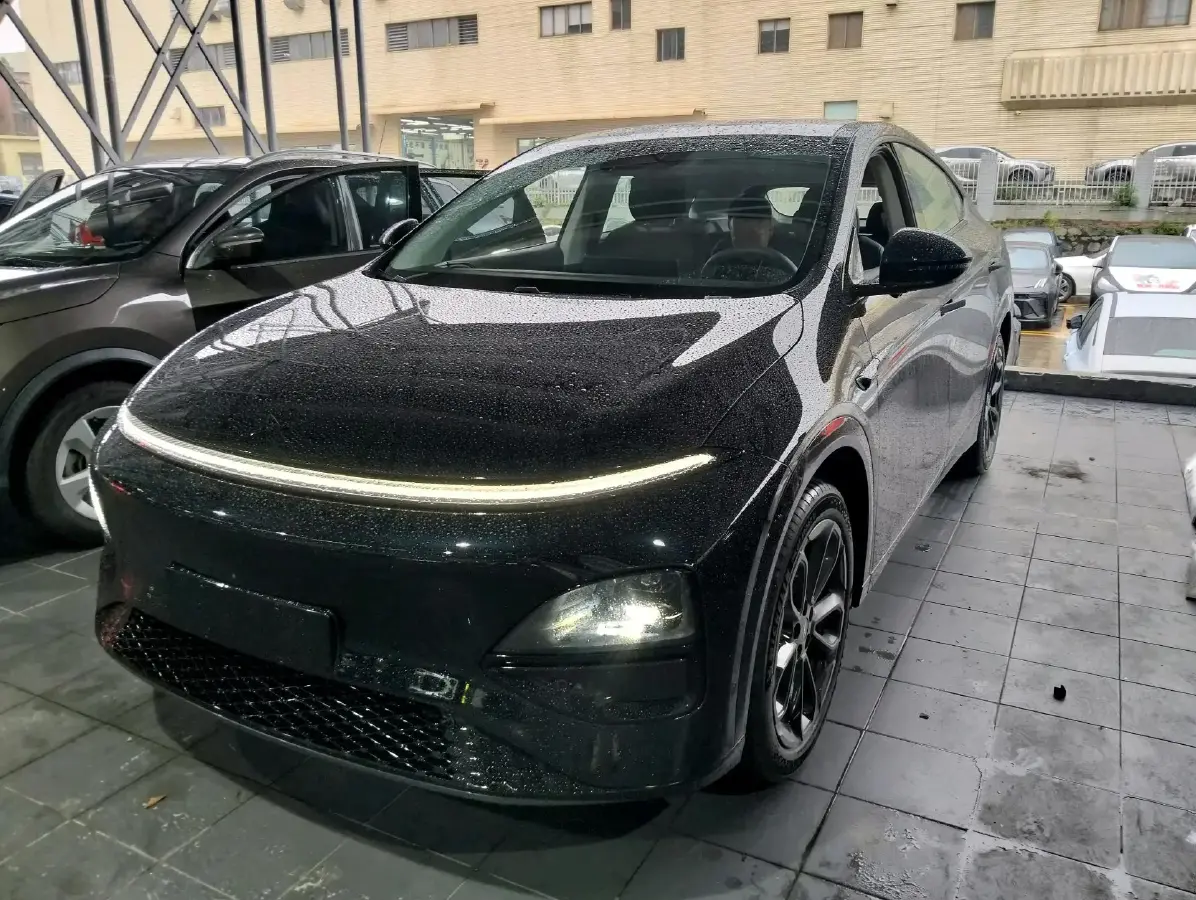 2025 Xpeng G6 BEV 68.5KWH