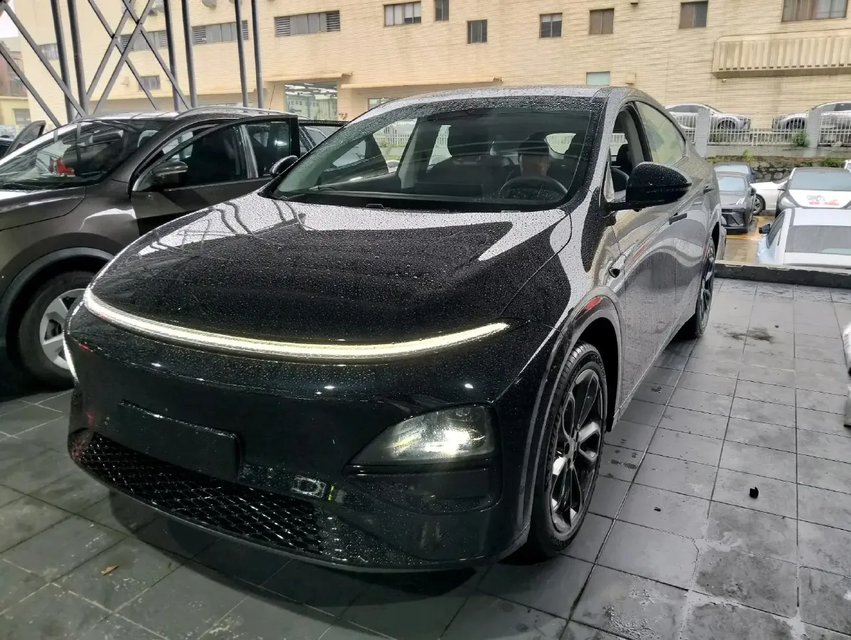 2025 Xpeng G6 BEV 68.5KWH,autocango,china used car exporter,china ev exporter,chinese used car exporter,chinese used ev exporter