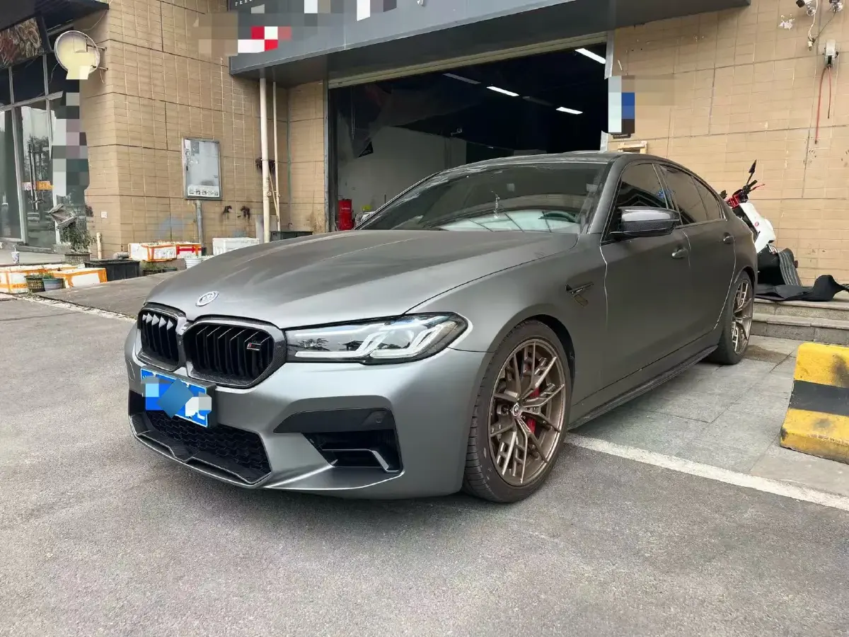 2021 BMW M5 4.4T 600HP V8 8AT