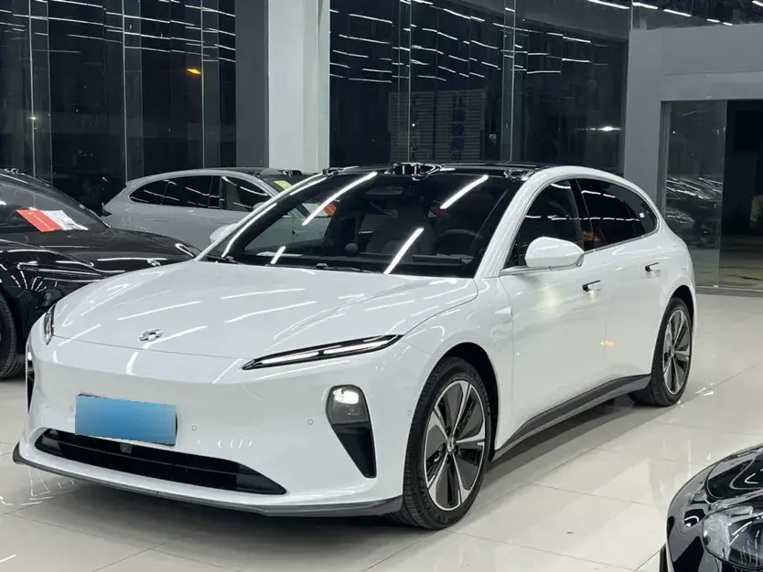 2024 NIO ET5T BEV 75KWH