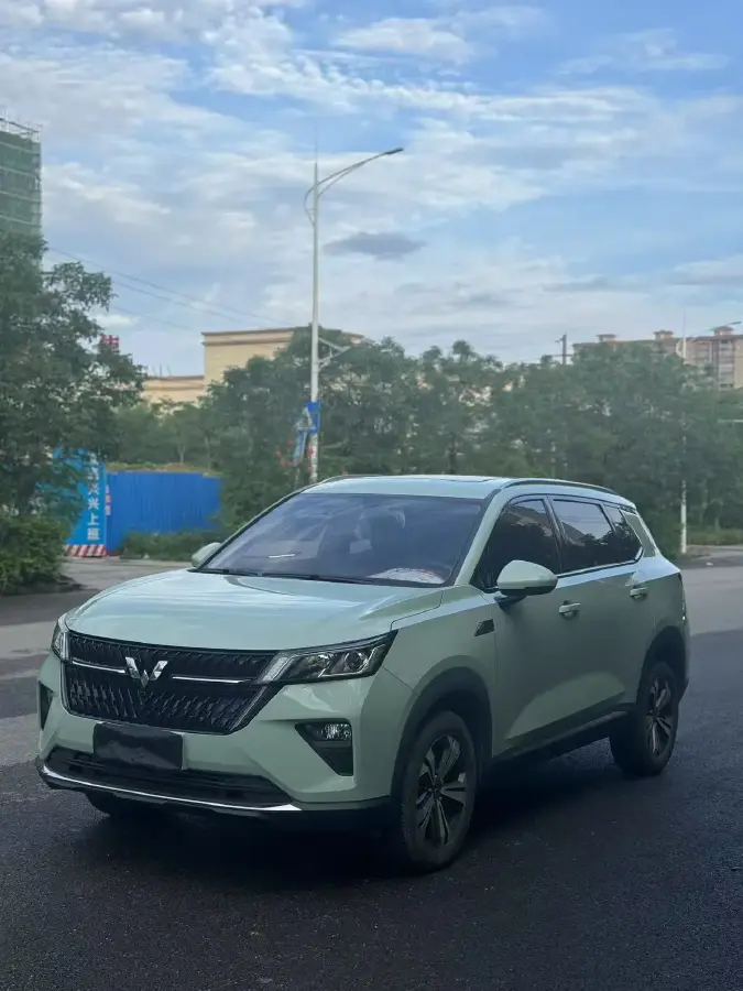 2021 WuLing XingChen 1.5T 147HP L4 6MT