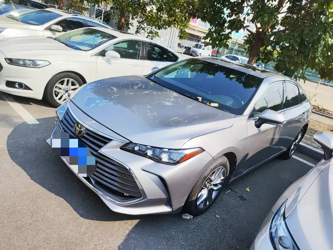 2019 Toyota Avalon 2.5L 209HP L4 8AT