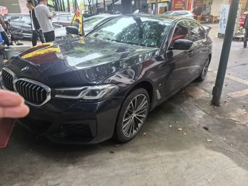 2022 BMW 5 Series 2.0T 252HP L4 8AT