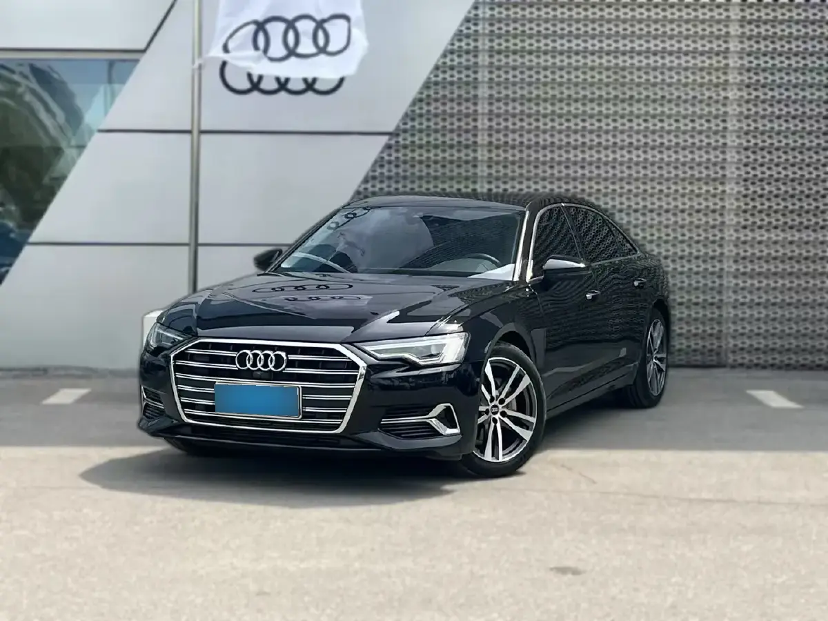 2024 Audi A6L 2.0T 190HP L4 7DCT