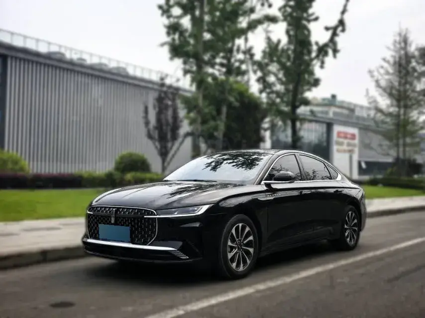 2024 Lincoln Z 2.0T 261HP L4 8AT