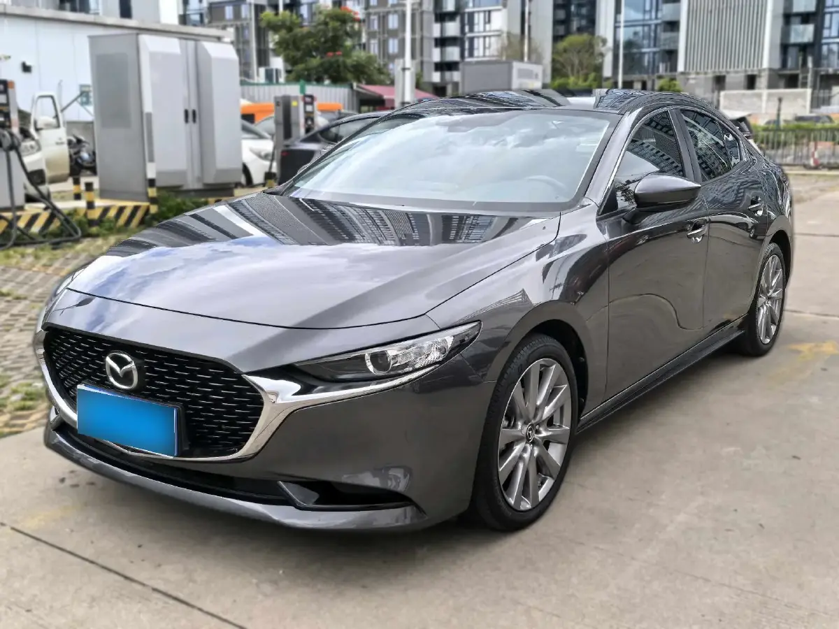 2021 Mazda 3 Axela 2.0L 158HP L4 6AT