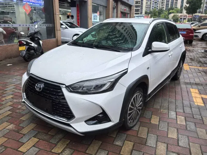 2022 Toyota Yaris L 1.5L 112HP L4 CVT