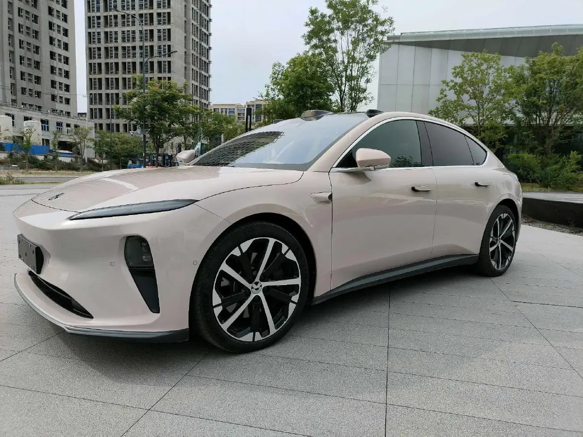 2024 NIO ET5 BEV 75KWH