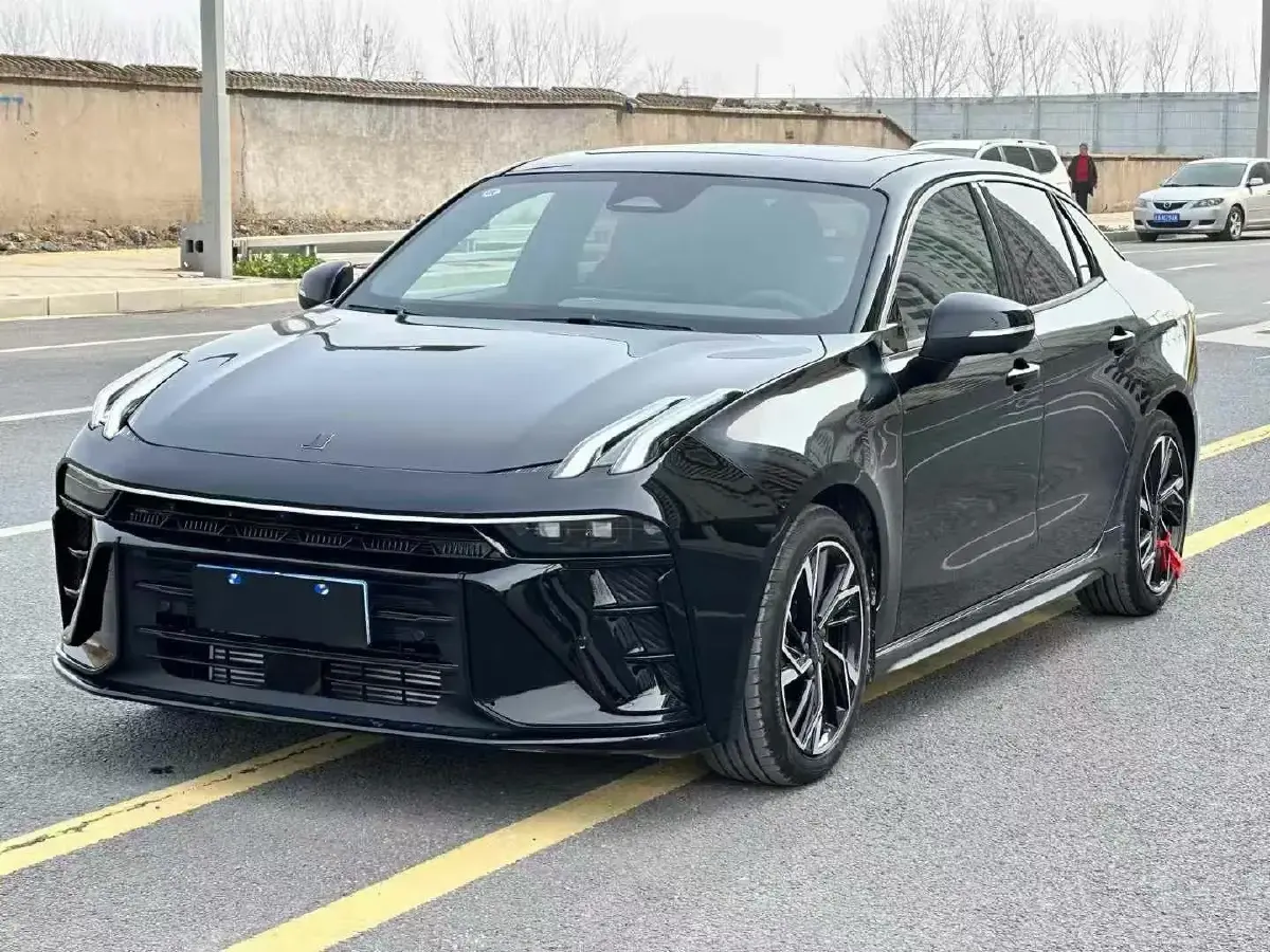 2025 LYNK&CO 03 1.5T 181HP L4 7DCT