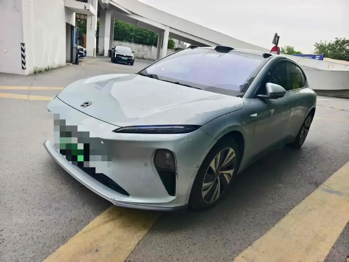 2022 NIO ET5 BEV 75KWH