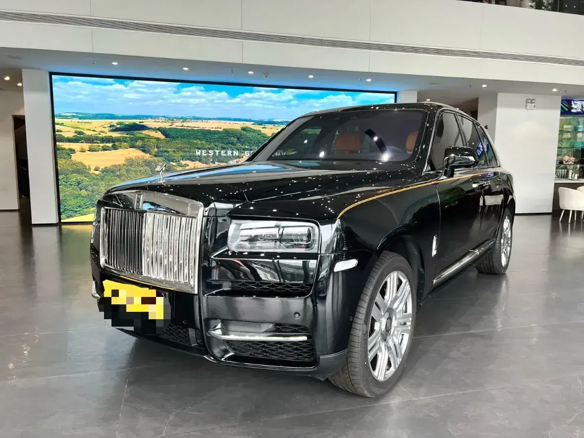 2024 Rolls-Royce Cullinan 6.7T 571HP V12 8AT