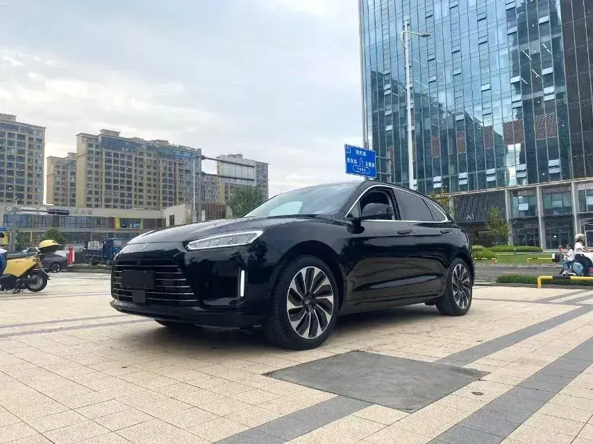 2022 HIMA AITO M5 Range Extended 125HP REEV 40KWH