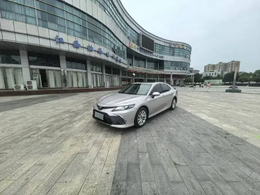 2021 Toyota Camry 2.0L 178HP L4 CVT