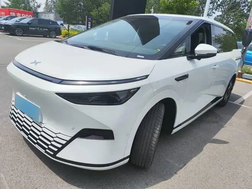2024 Xpeng X9 BEV 101.5KWH