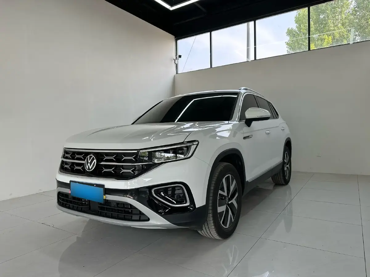 2024 Volkswagen Tayron 2.0T 186HP L4 7DCT