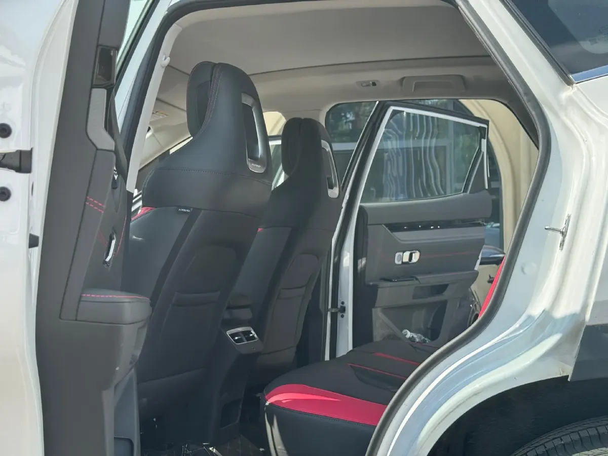 2024 Jetour DASHING 1.5T 156HP L4 6DCT,autocango,china used car exporter,china ev exporter,chinese used car exporter,chinese used ev exporter