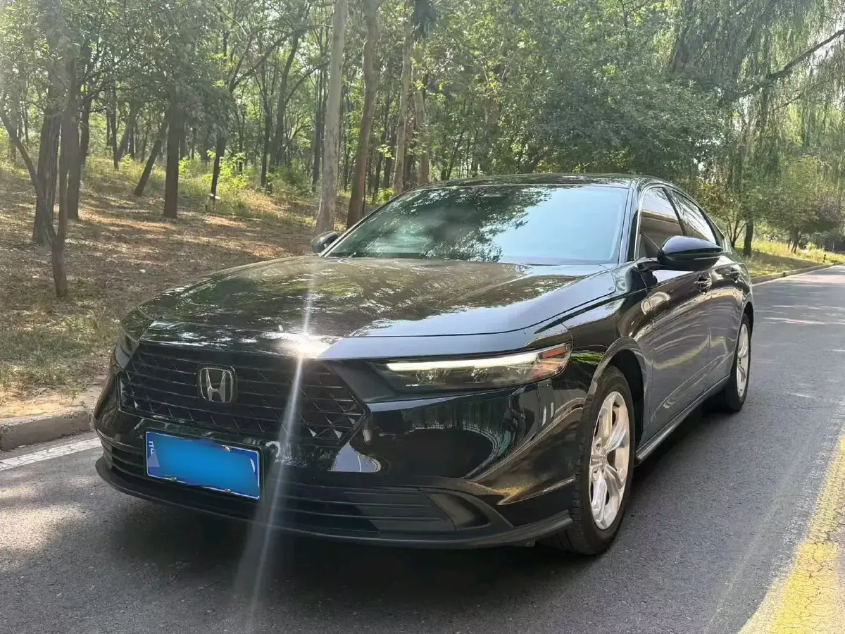 2023 Honda Accord 1.5T 192HP L4 CVT