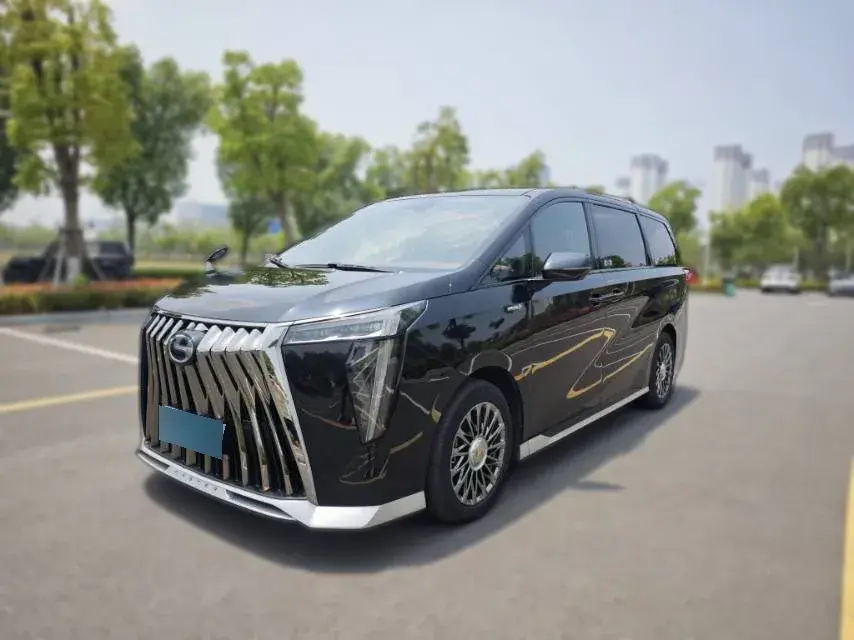 2023 GAC Trumpchi M8 2.0T 190HP L4 E-CVT Hybrid