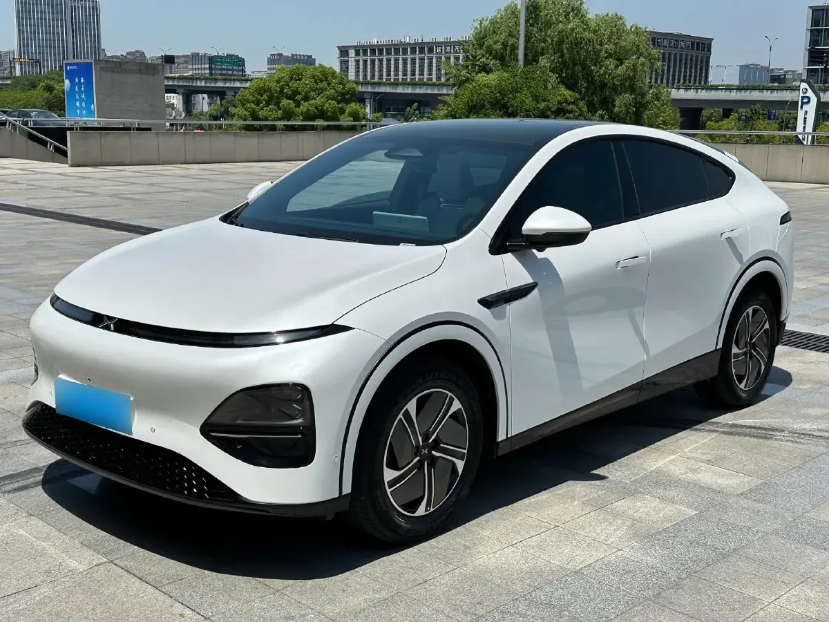 2023 Xpeng G6 BEV 66KWH