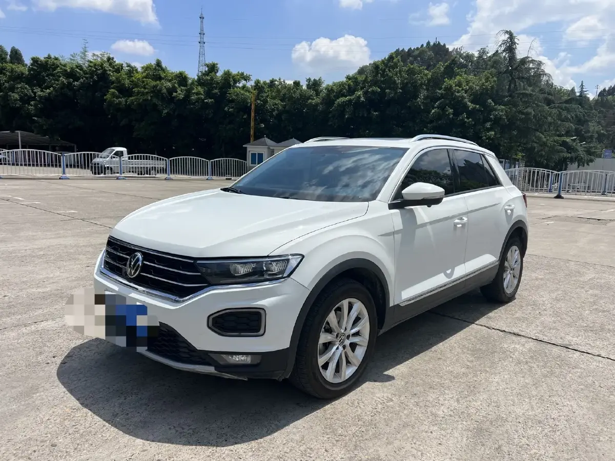 2022 Volkswagen T-Roc 1.4T 150HP L4 7DCT