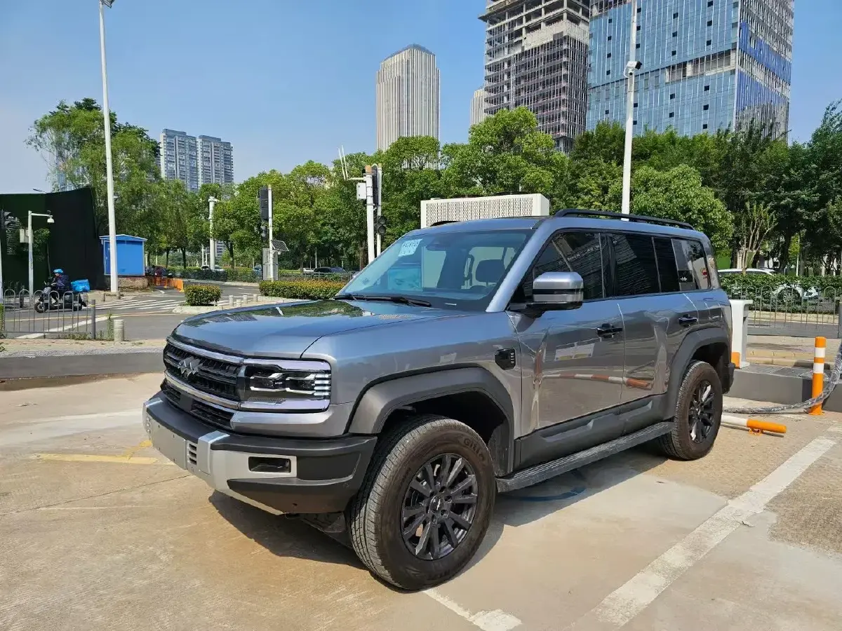 2023 FangChengBao Bao 5 1.5T 194HP L4 E-CVT PHEV 31.8KWH