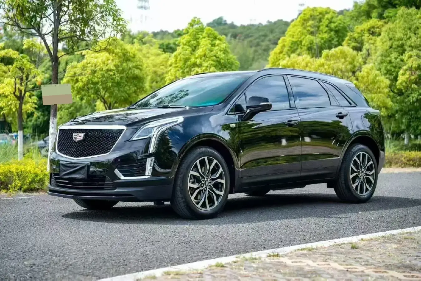 2022 Cadillac XT5 2.0T 237HP L4 9AT