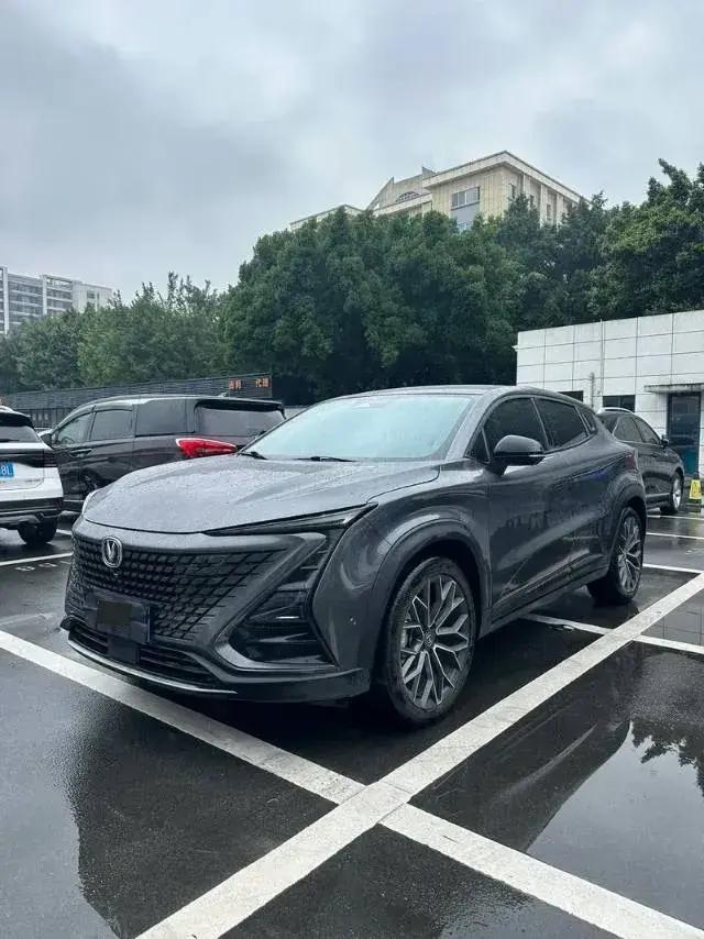 2022 ChangAn UNI-T 1.5T 188HP L4 7DCT