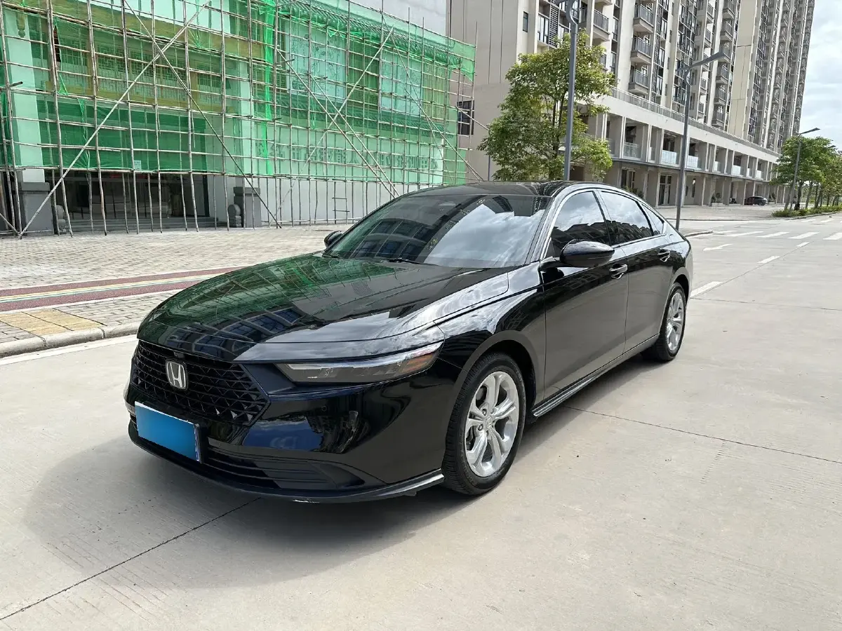 2023 Honda Accord 1.5T 192HP L4 CVT