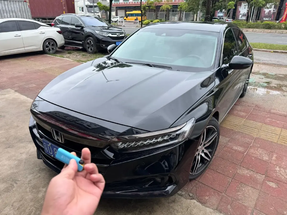 2022 Honda Accord 1.5T 194HP L4 CVT