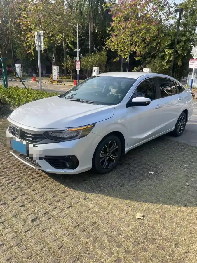 2022 Honda Envix 1.5L 109HP L4 E-CVT Hybrid