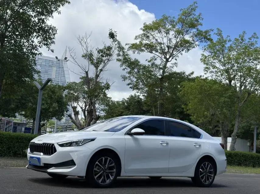 2021 Kia K3 1.5L 115HP L4 CVT