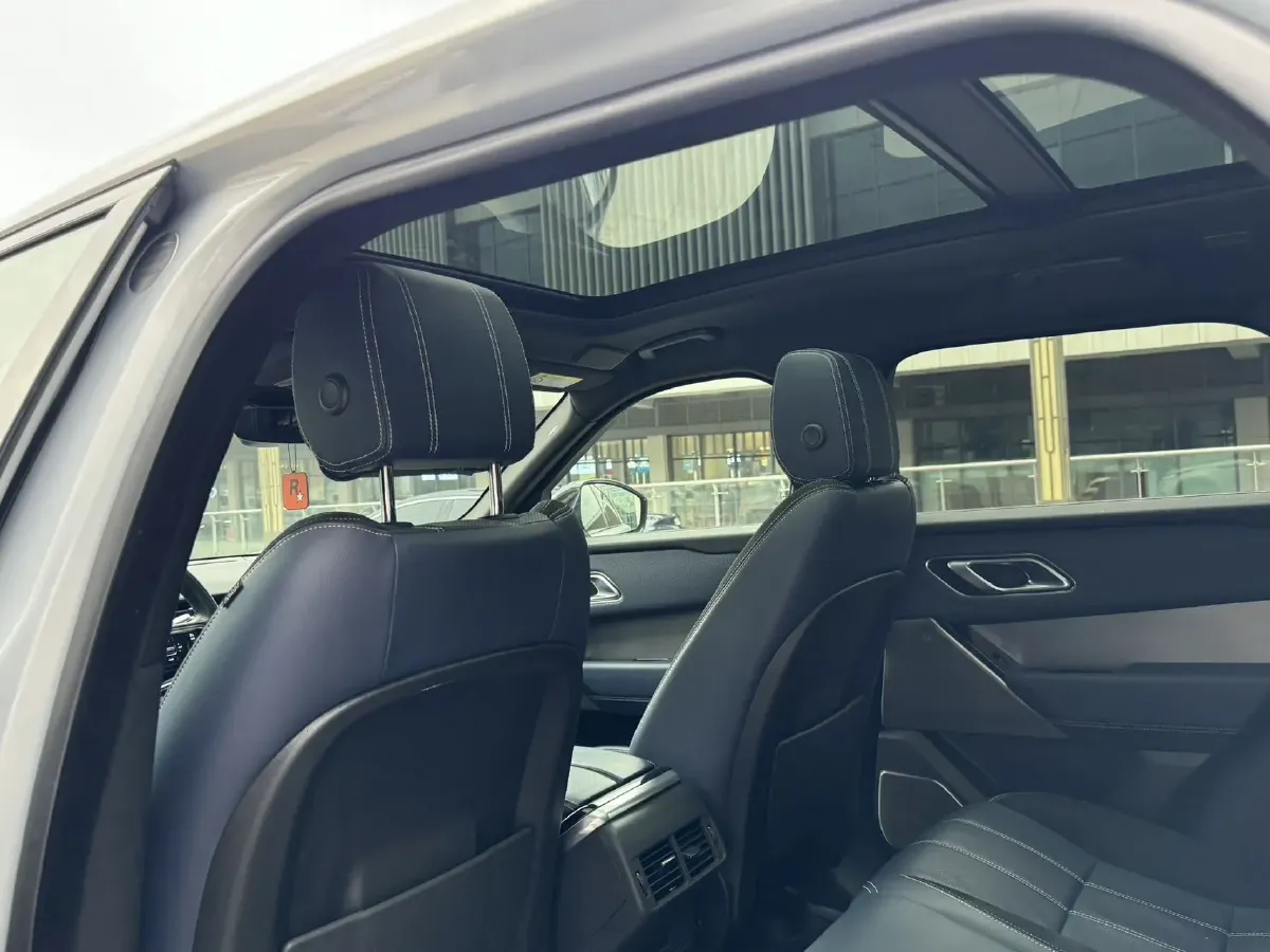 2021 Land Rover Range Rover Velar 3.0T 340HP L6 8AT,autocango,china used car exporter,china ev exporter,chinese used car exporter,chinese used ev exporter