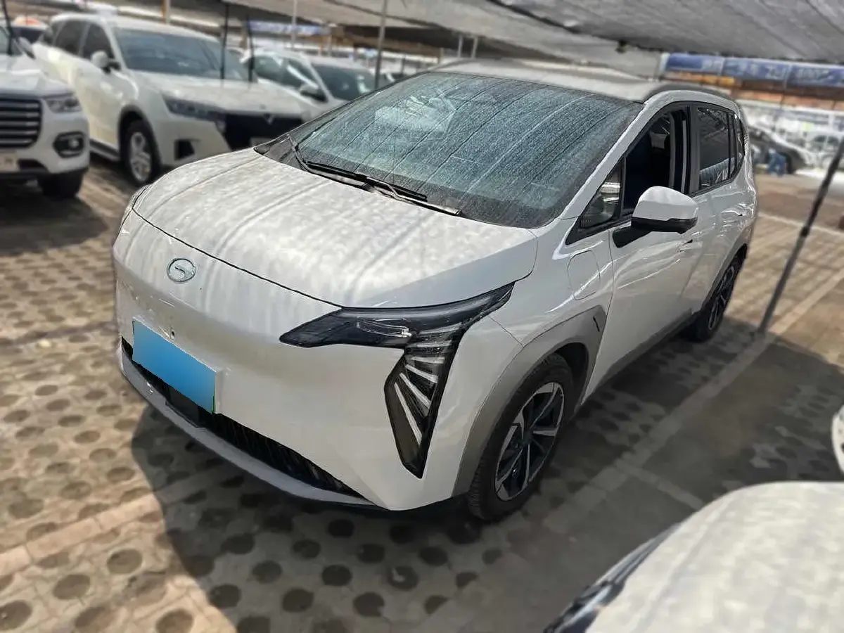 2024 Aion Y BEV 61.7KWH