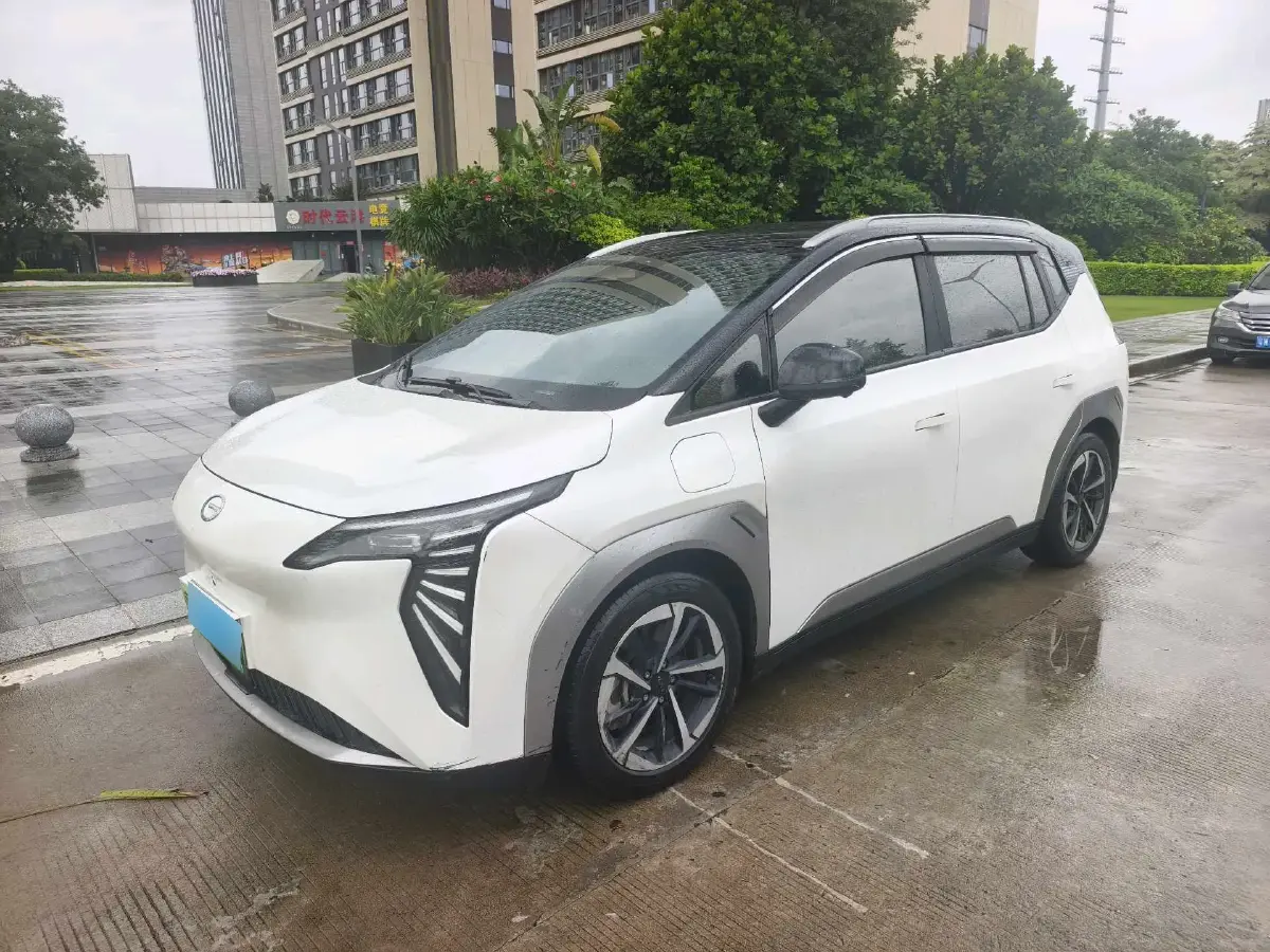 2023 Aion Y BEV 61.7KWH