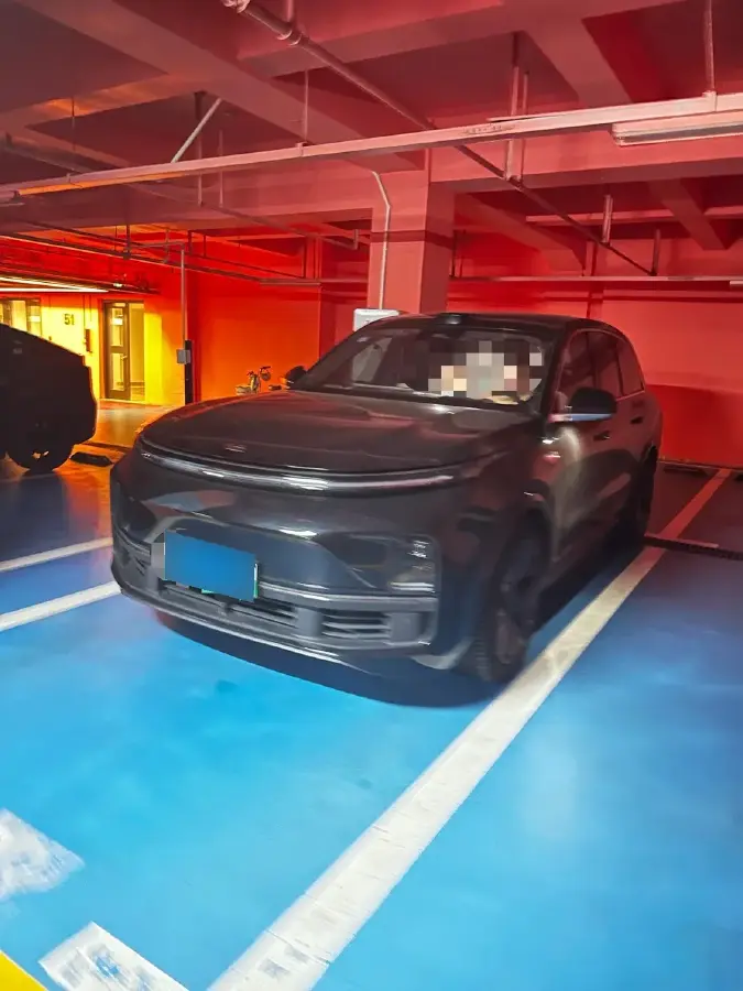 2023 Li L8 Range Extended 154HP REEV 40.9KWH