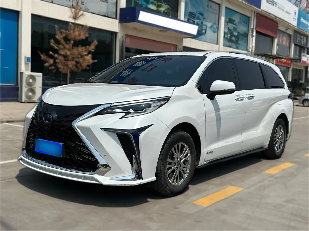 2021 Toyota Sienna 2.5L 192HP L4 E-CVT Hybrid