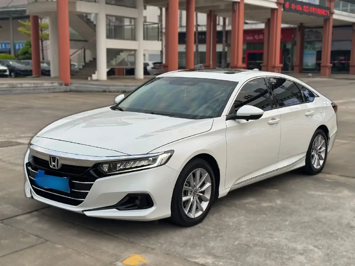 2023 Honda Accord 1.5T 192HP L4 CVT