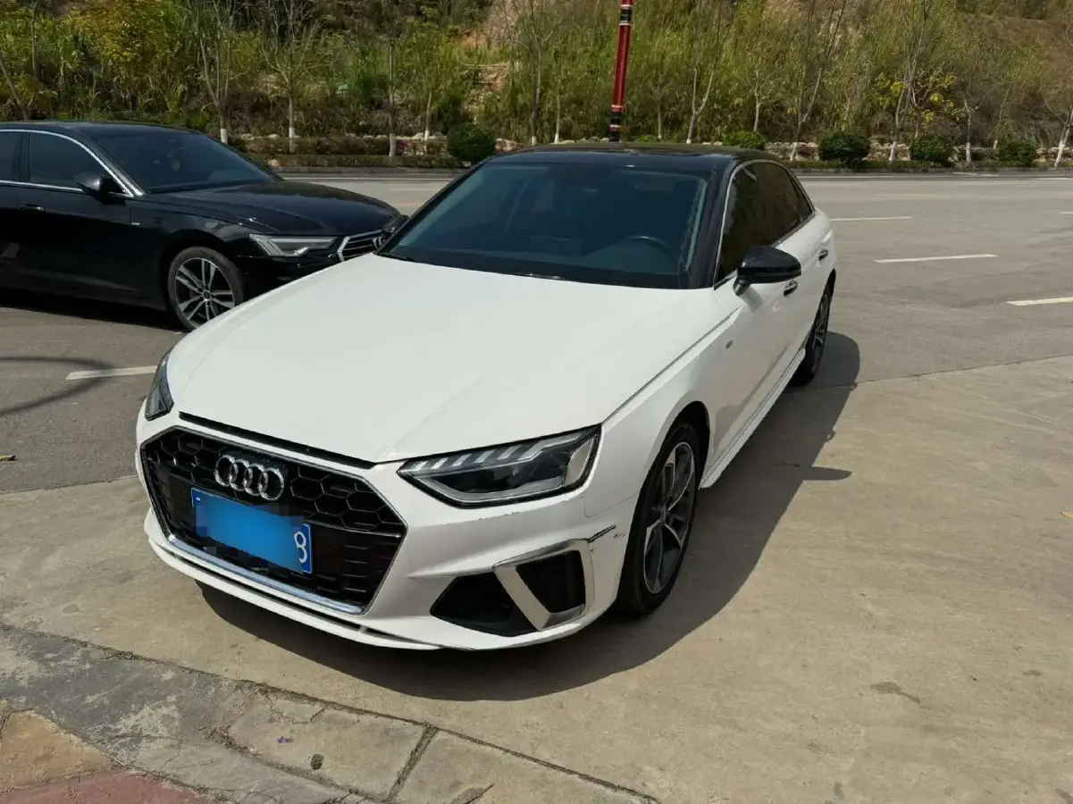 2020 Audi A4L 2.0T 190HP L4 7DCT