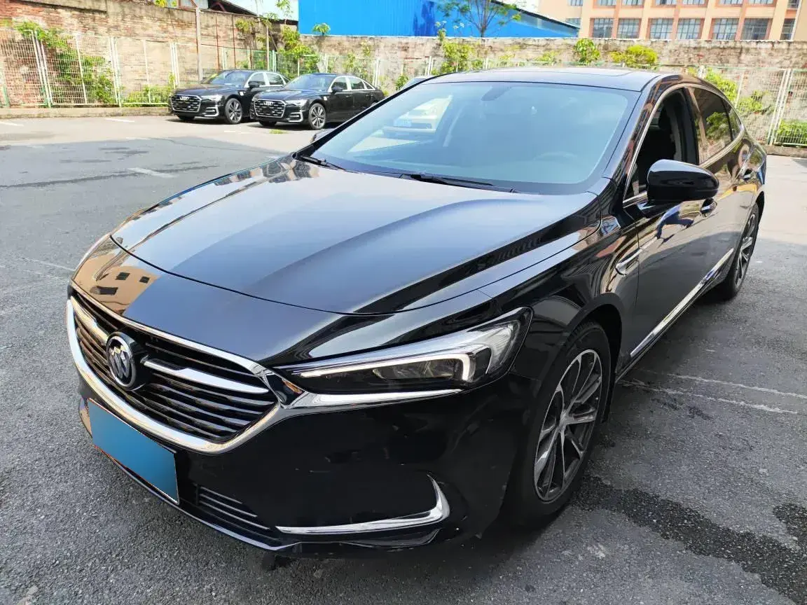 2022 Buick Larcosse 2.0T 237HP L4 9AT