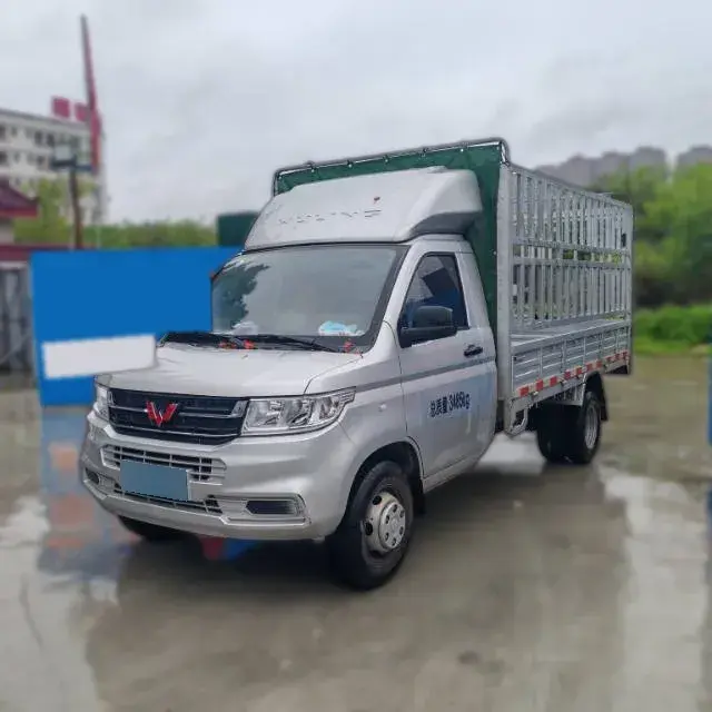 2023 WuLing RongGuang New Truck 2.0L 136HP L4 5MT