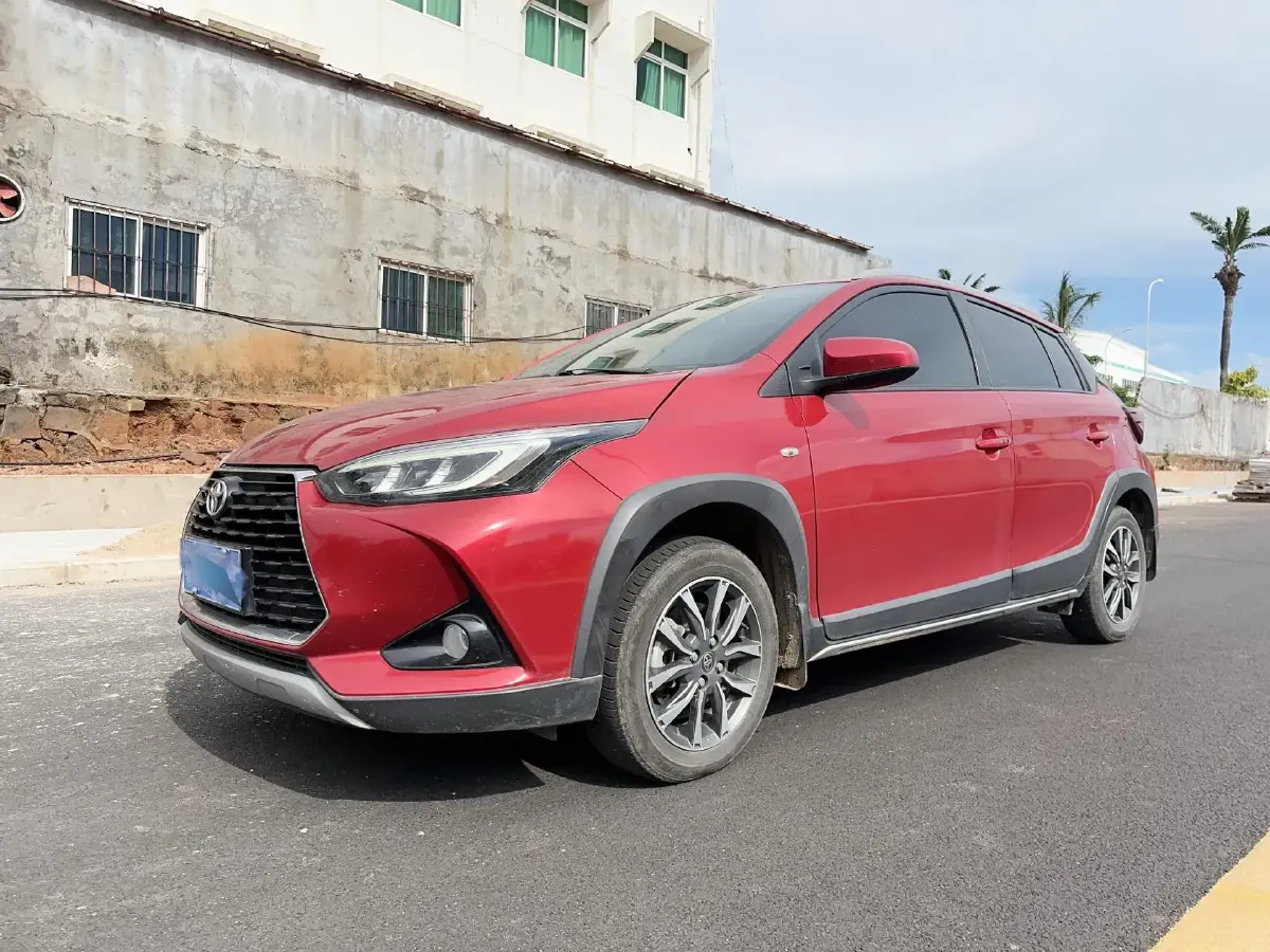 2022 Toyota Yaris L 1.5L 112HP L4 CVT