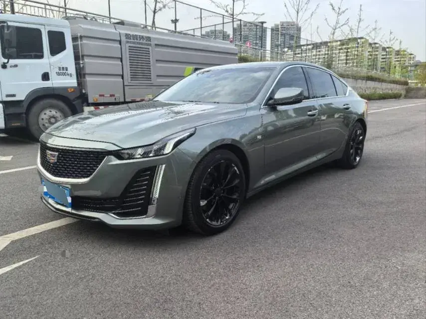 2023 Cadillac CT5 2.0T 237HP L4 10AT