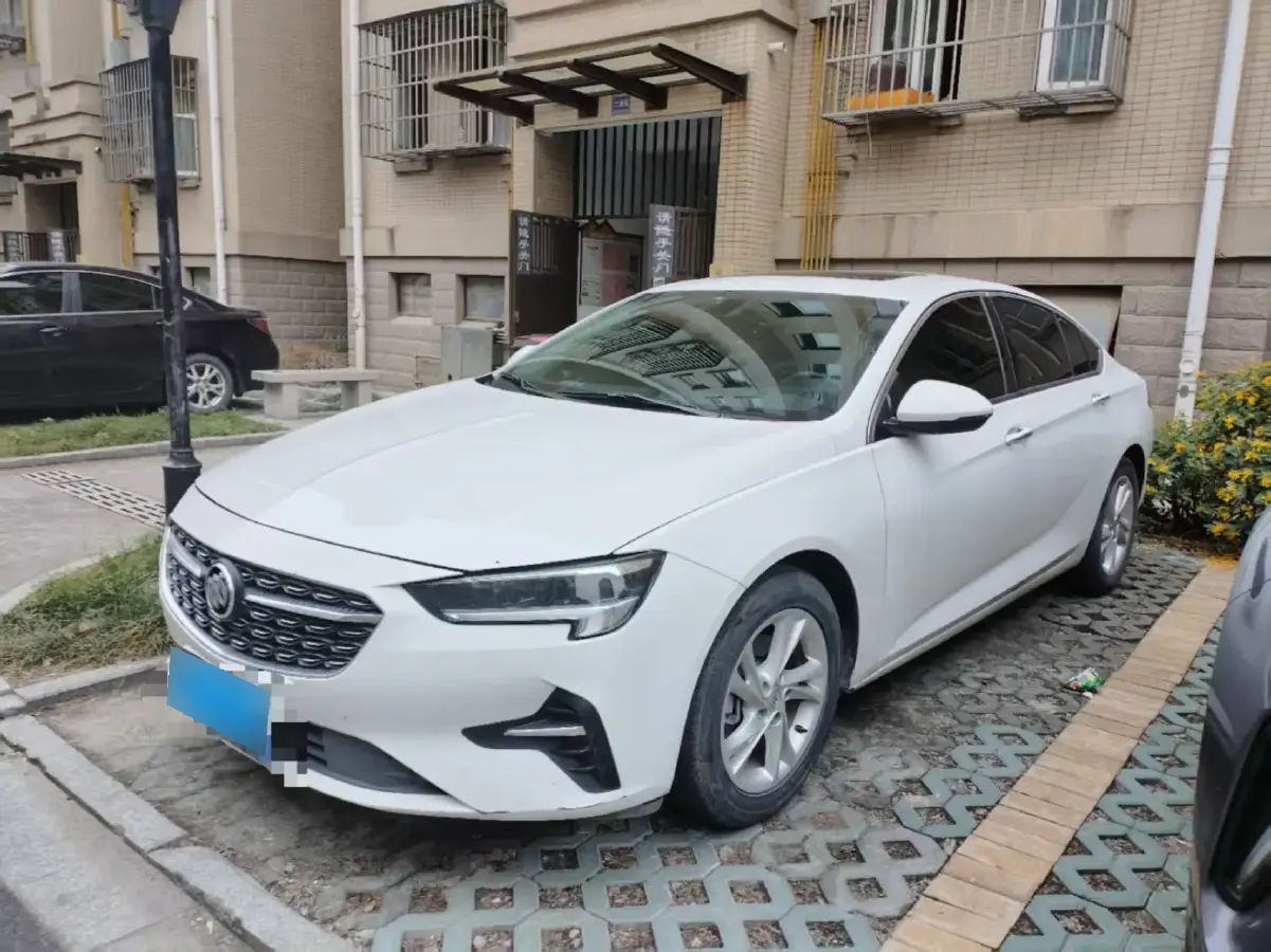 2022 Buick Regal 1.5T 169HP L4 9AT