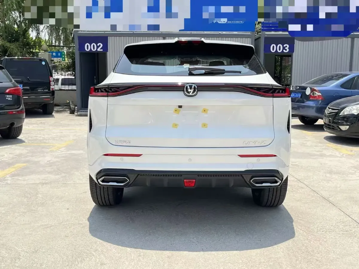 2025 ChangAn UNI-Z 1.5T 188HP L4 7DCT,autocango,china used car exporter,china ev exporter,chinese used car exporter,chinese used ev exporter