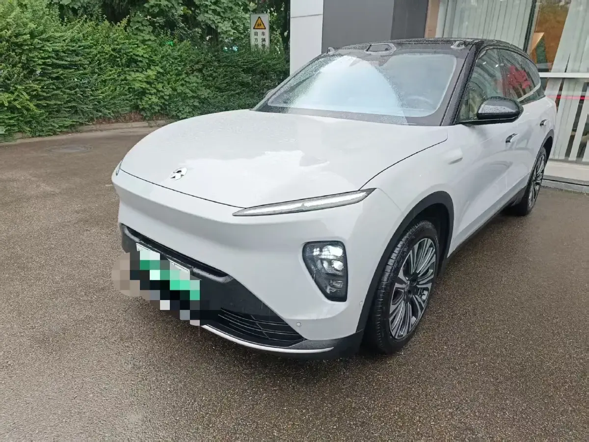 2024 NIO ES8 BEV 75KWH