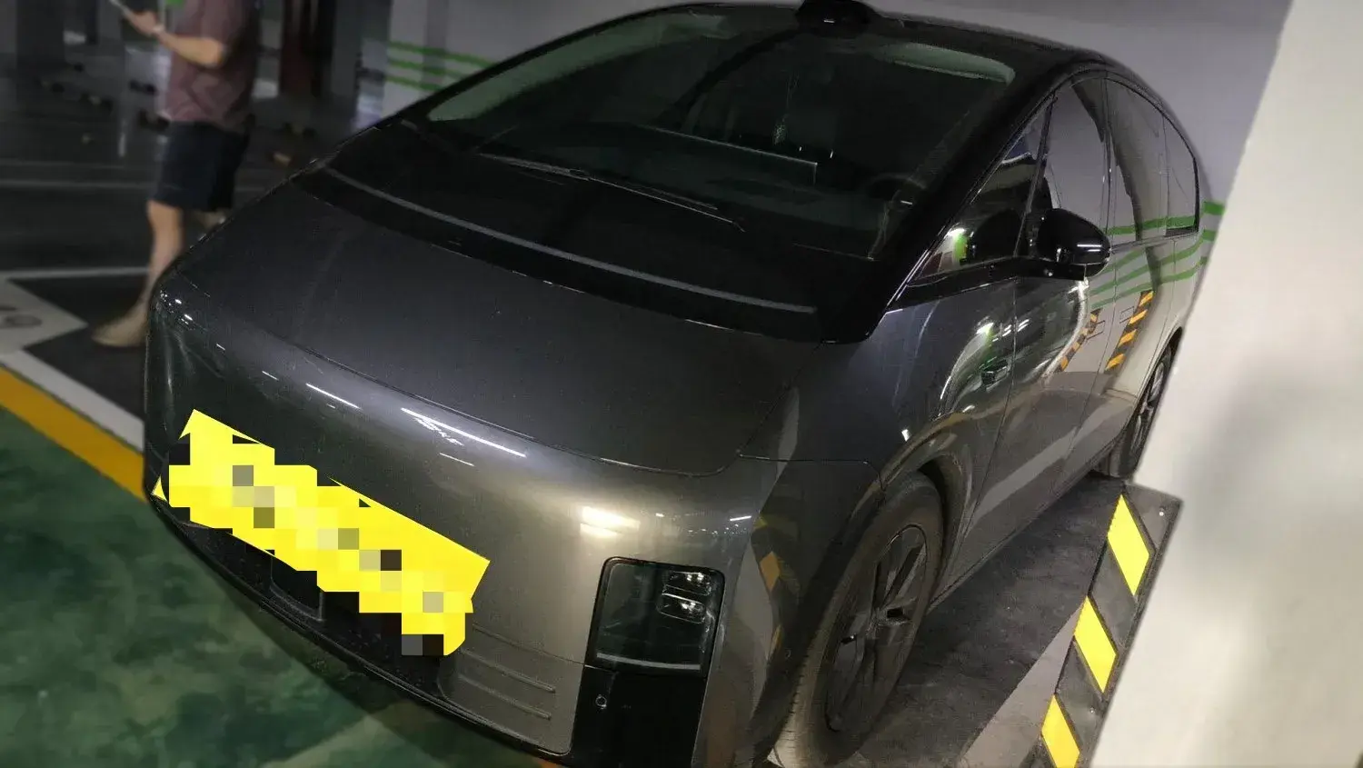 2024 Li MEGA BEV 102.7KWH