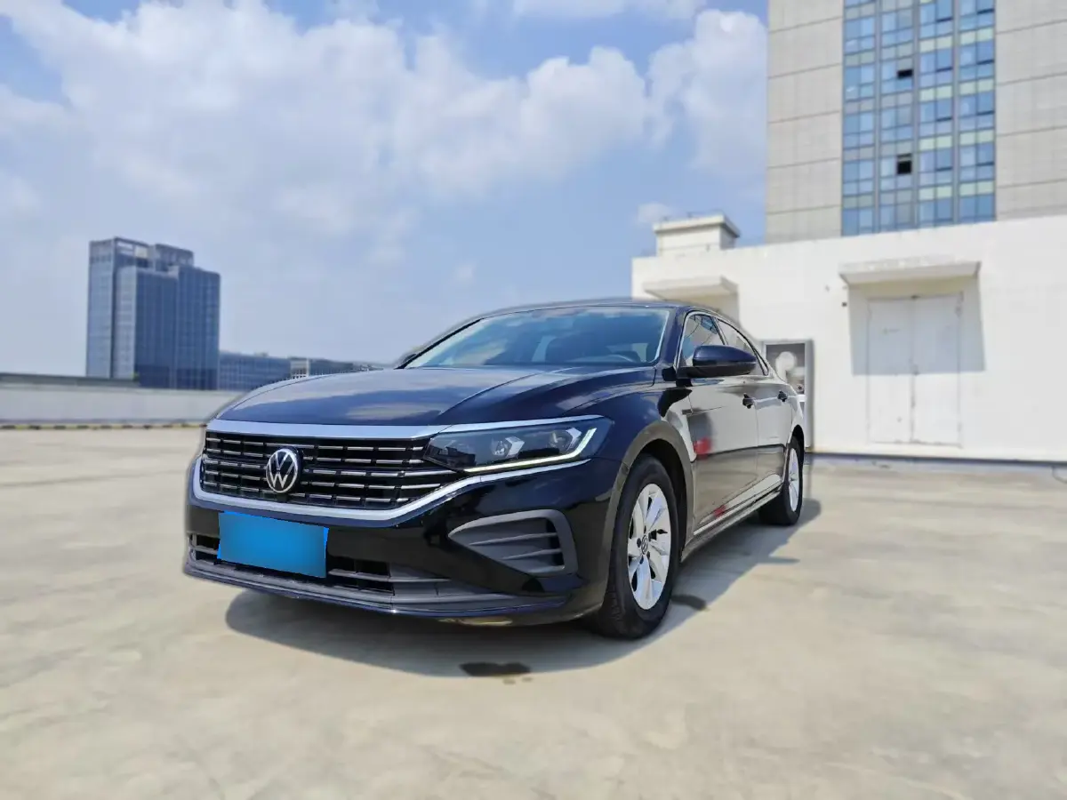 2022 Volkswagen Passat 1.4T 150HP L4 7DCT