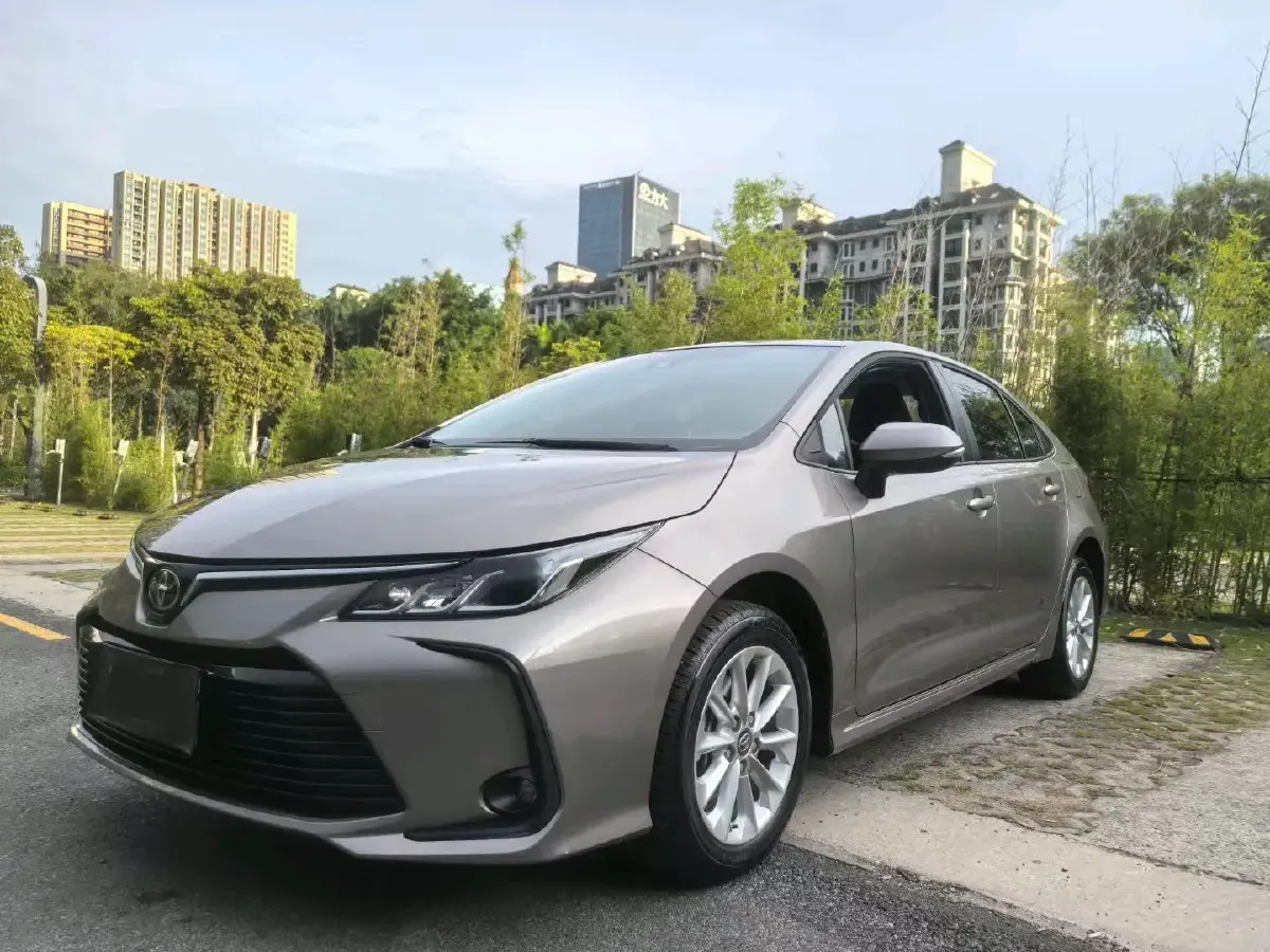 2021 Toyota Corolla 1.2T 116HP L4 CVT