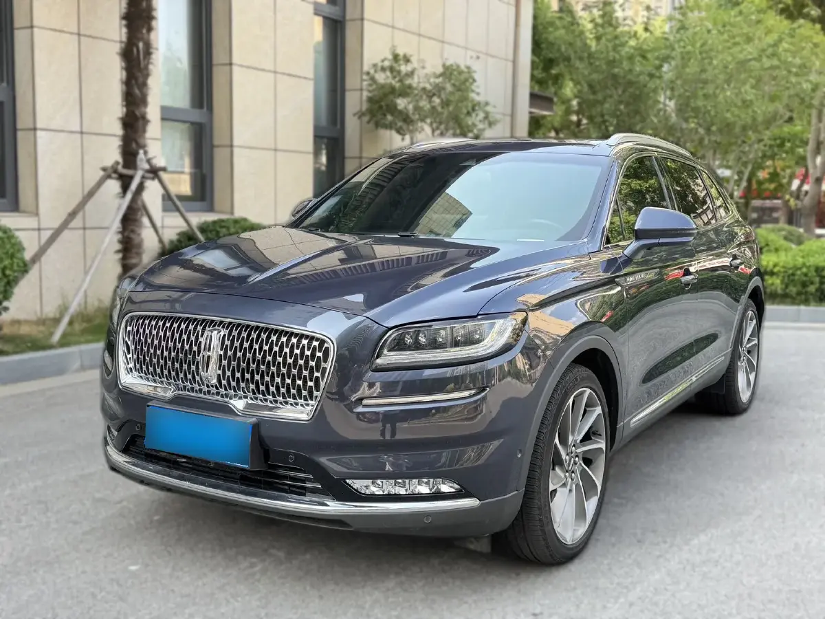2021 Lincoln Nautilus 2.7T 322HP V6 8AT