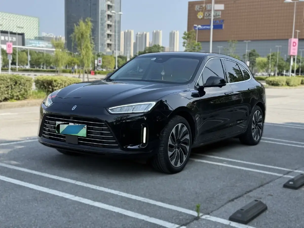 2022 HIMA AITO M5 Range Extended 125HP REEV 40KWH